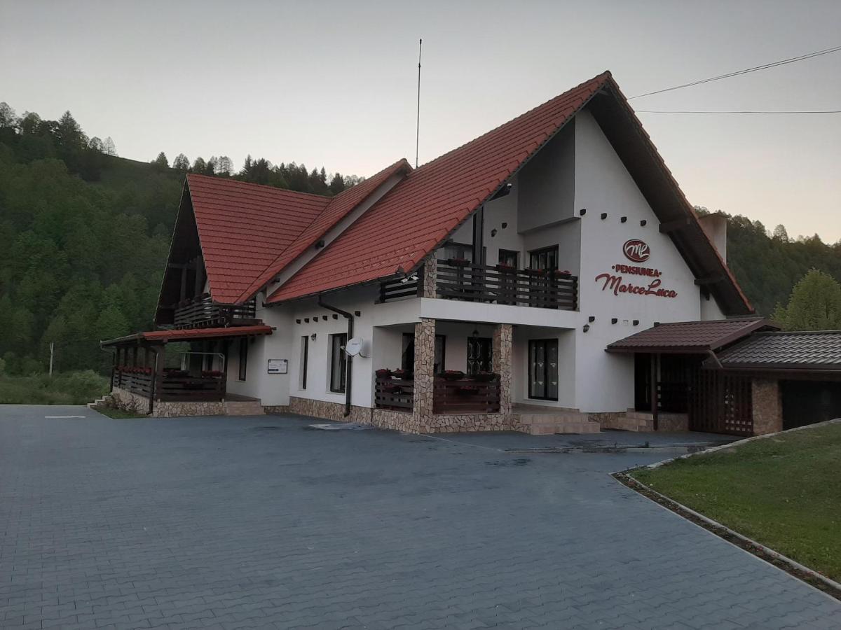 Pensiunea Marceluca Hodosa Exterior photo